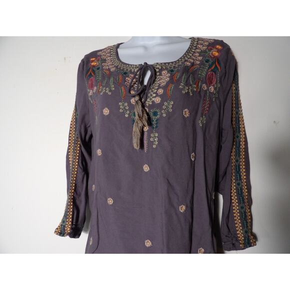 Solitaire Tunic Blouse Womens Large Gray Embroidered Boho Hippie Tassel Keyhole - Picture 5 of 13